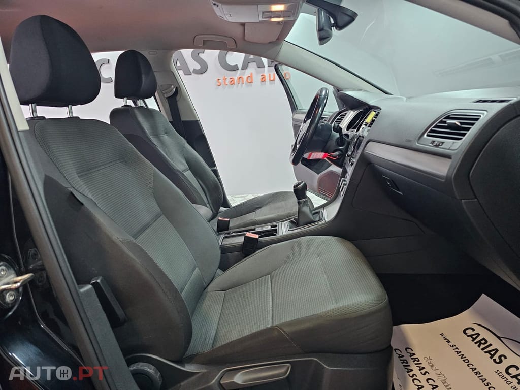 Volkswagen Golf 1.6 TDi Confortline