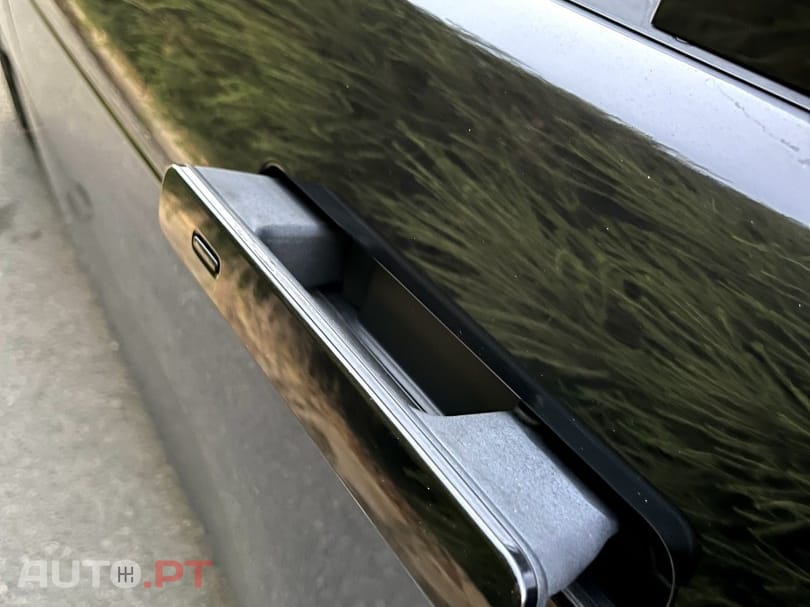 Land Rover Range Rover R- Dynamic