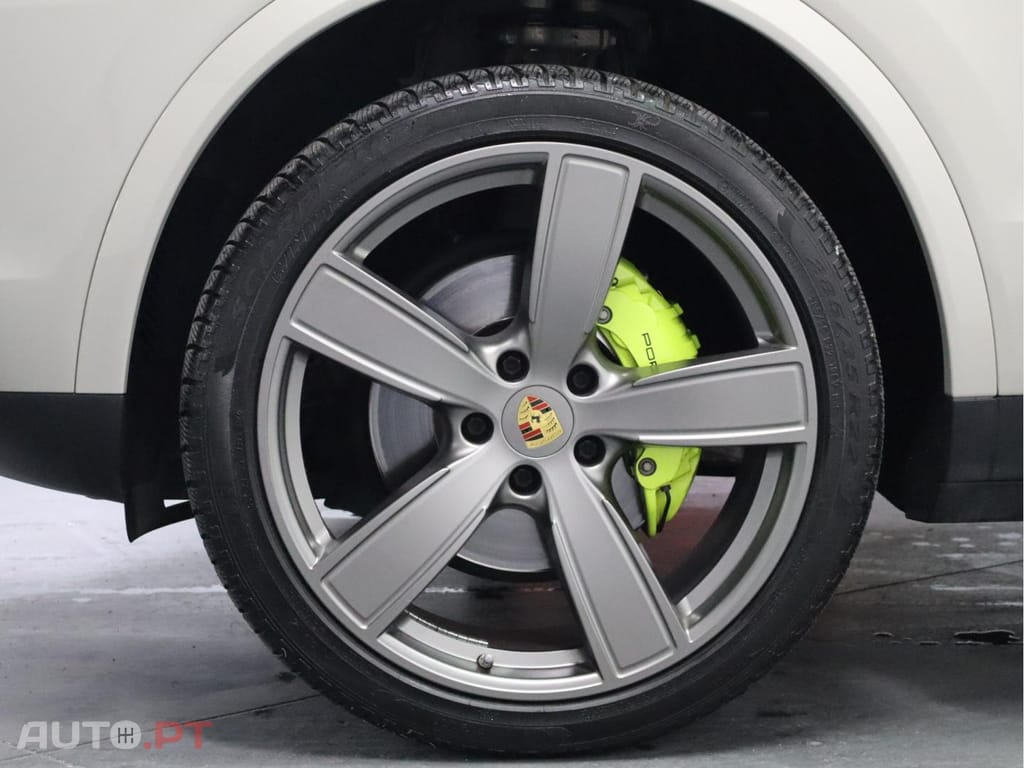 Porsche Cayenne E-Hybrid