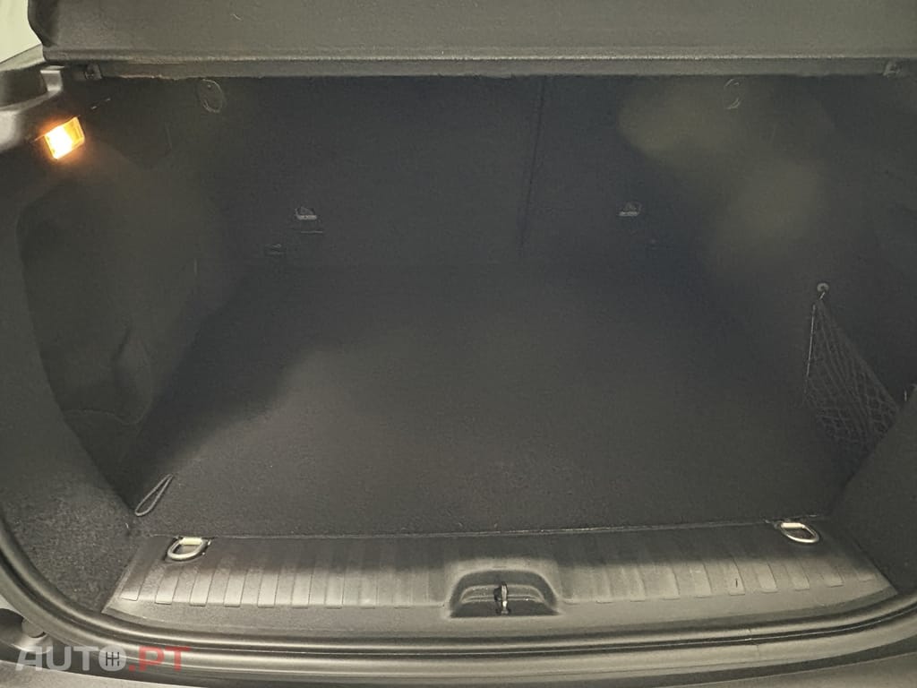 Peugeot 2008 1.2 PureTech Style