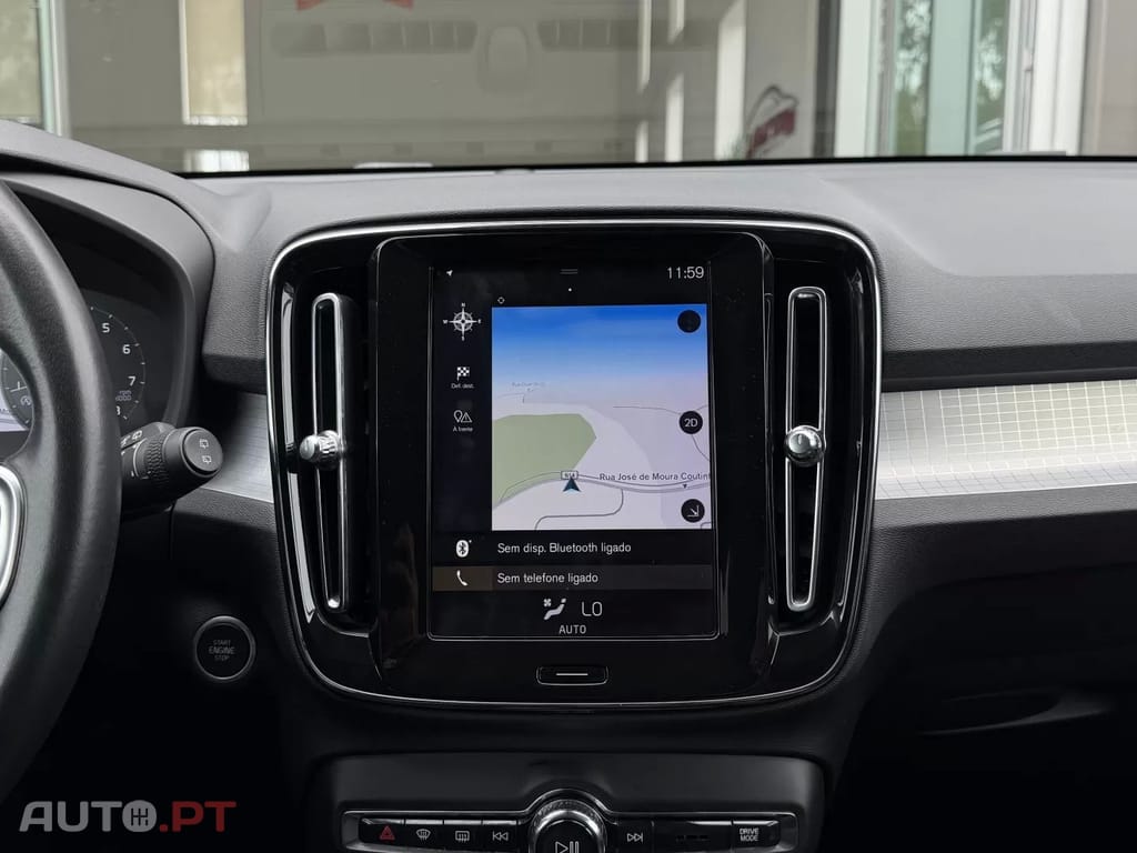 Volvo XC40 1.5 T3 Momentum Plus