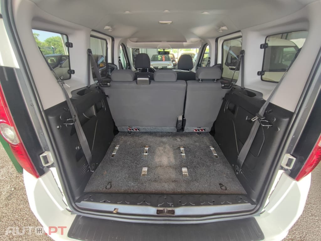 Fiat Doblo 1.6 M-Jet 7L Start&Stop