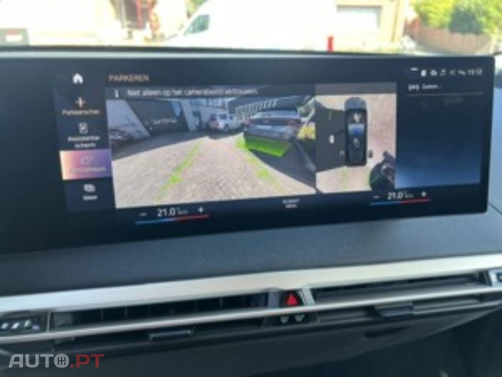 BMW iX xDrive 40