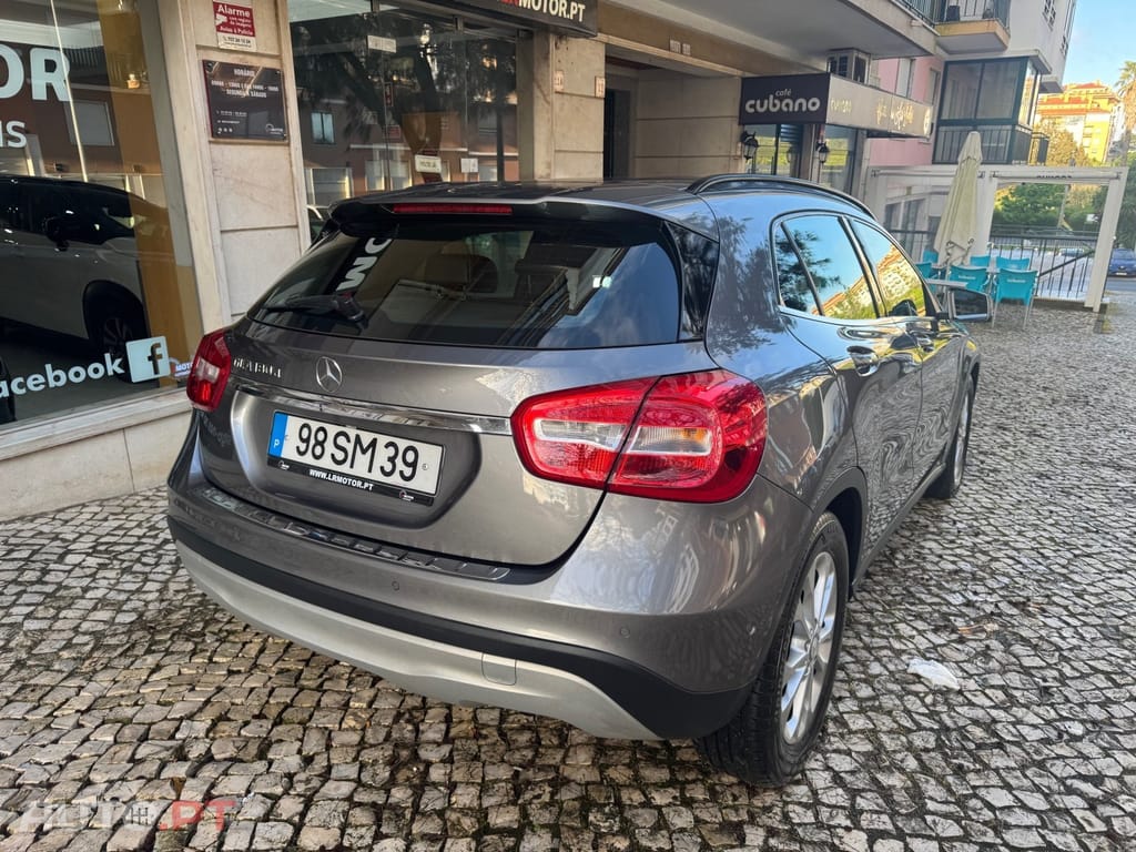 Mercedes-Benz GLA 180 d