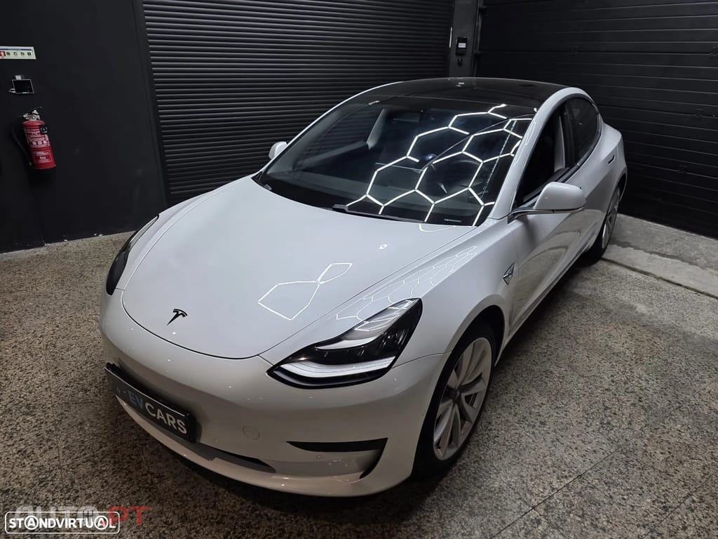 Tesla Model 3 Standard Range Plus RWD