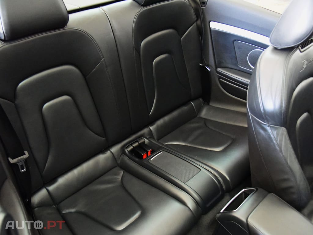 Audi A5 2.0TDI MULTITRONIC S-LINE