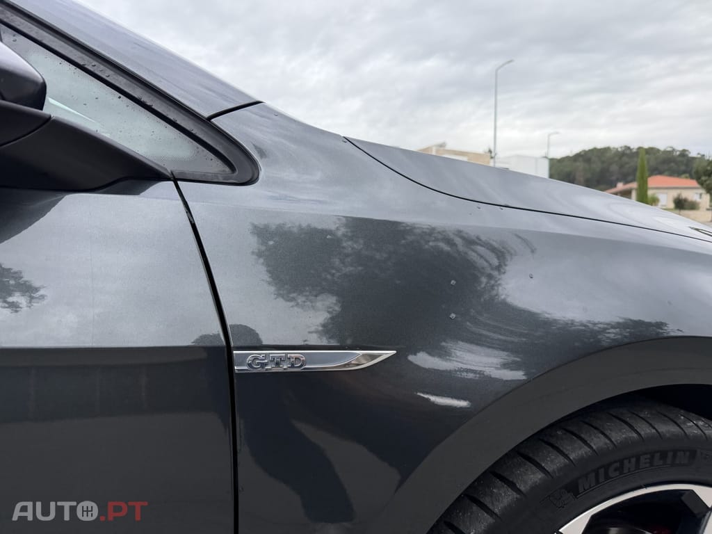 Volkswagen Golf 2.0 TDi GTD