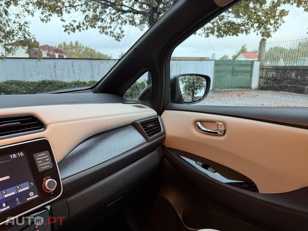 Nissan Leaf N-Connecta Full Led