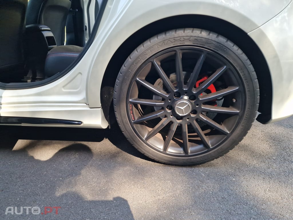 Mercedes-Benz A 180 d AMG Line