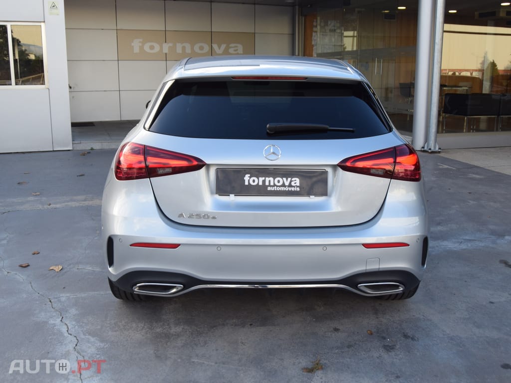 Mercedes-Benz A 250 e AMG Line
