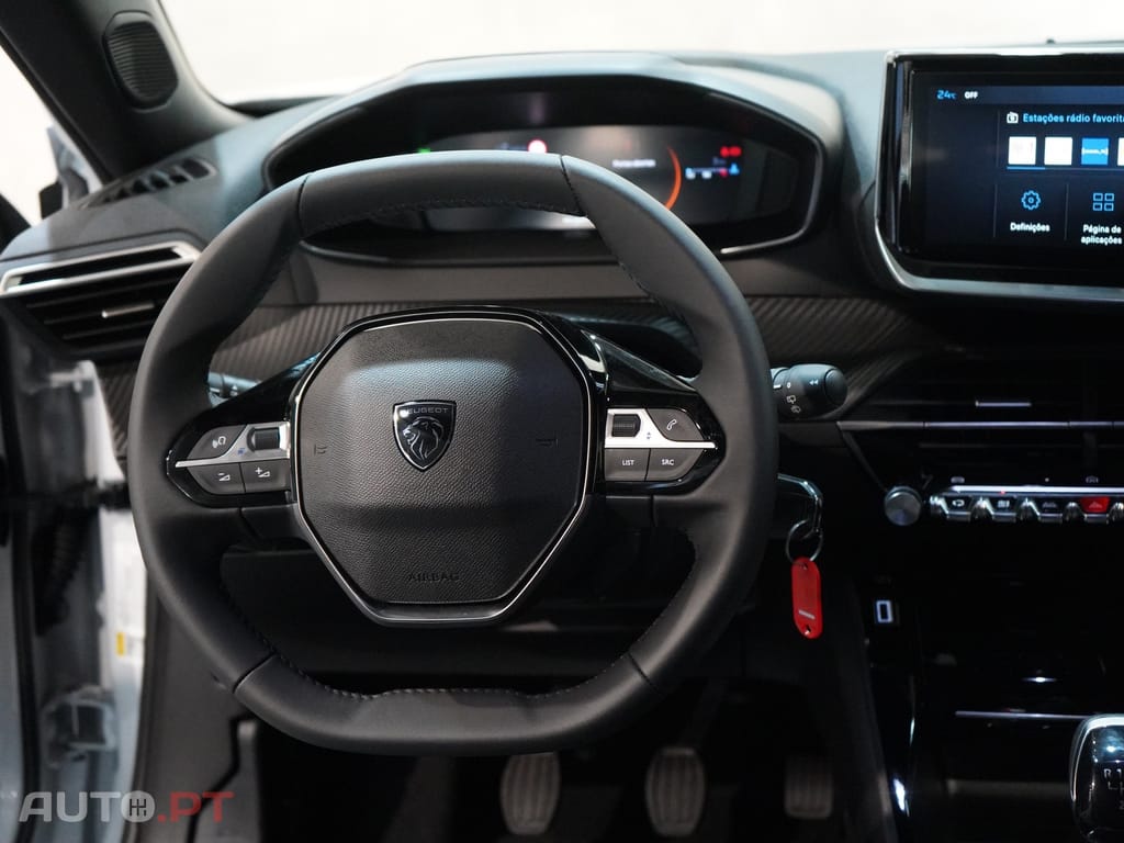 Peugeot 2008 1.2 PureTech Allure
