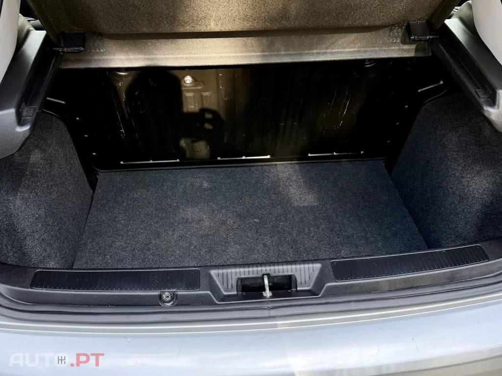 Fiat Punto 1.3 M-Jet Lounge Start&Stop — fotografia 12