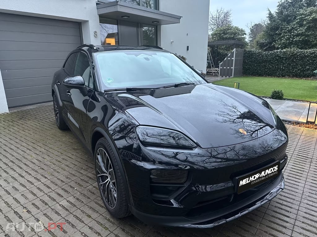 Porsche Macan 4