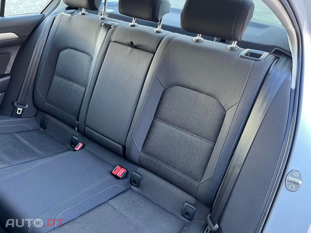 Volkswagen Passat 2.0 TDI Confortline