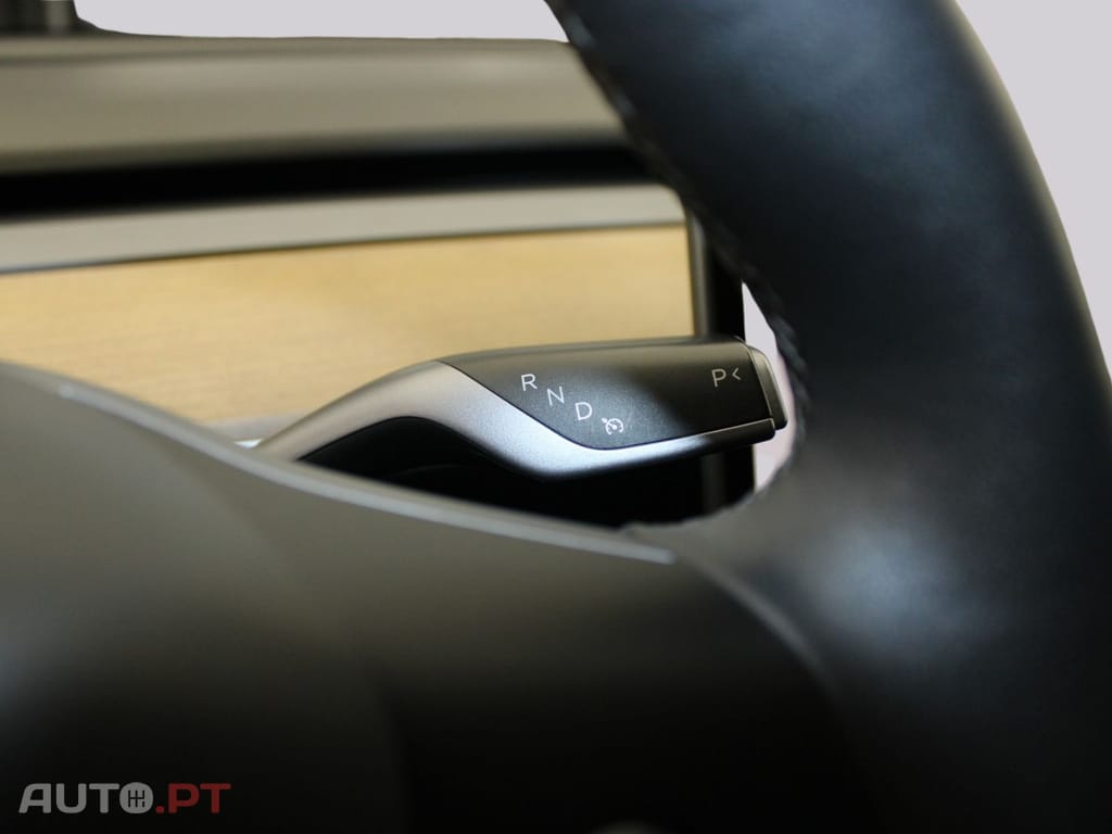 Tesla Model 3 LONG RANGE I.V.A DEDUTÍVEL 