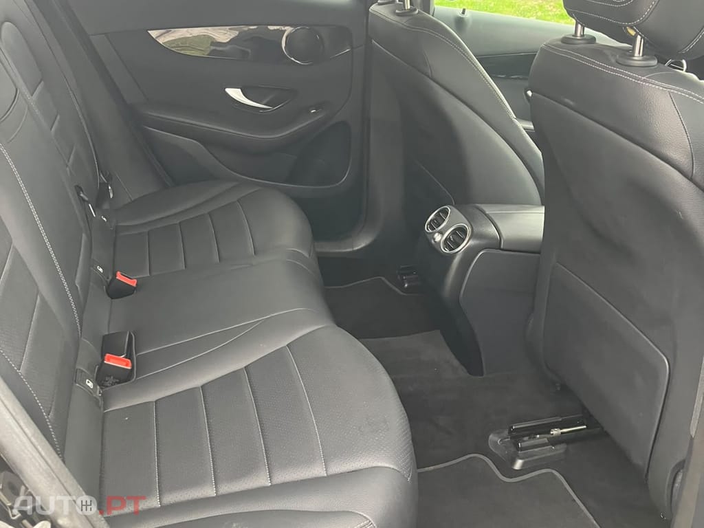 Mercedes-Benz GLC 300 Coupé 300 De AMG