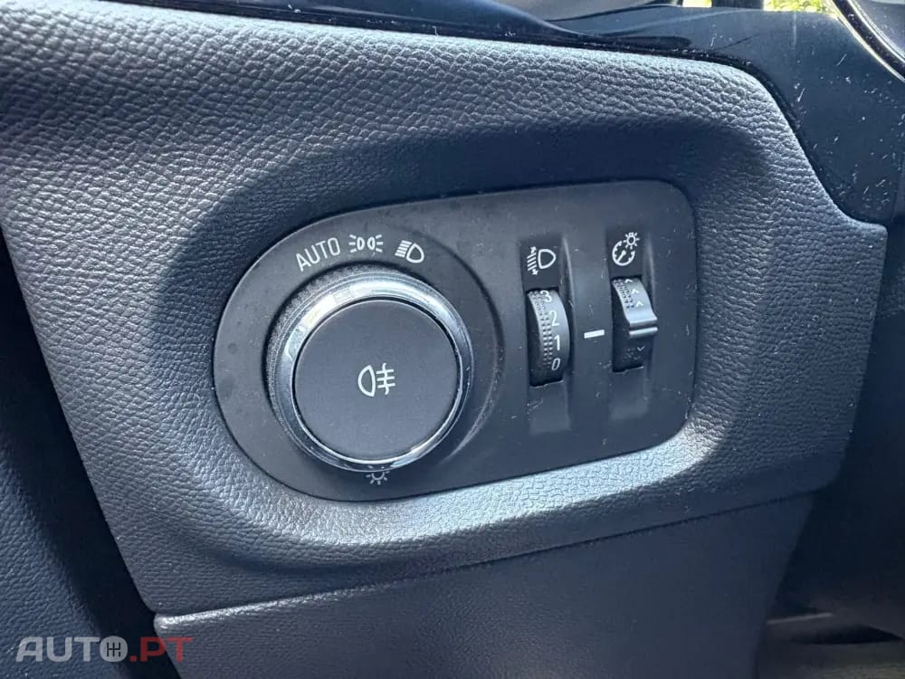 Opel Corsa 1.2 T Edition