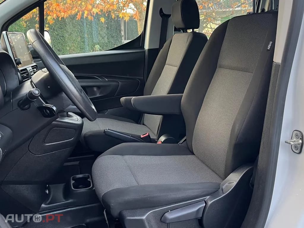 Fiat Doblo 5 LUGARES LONGA