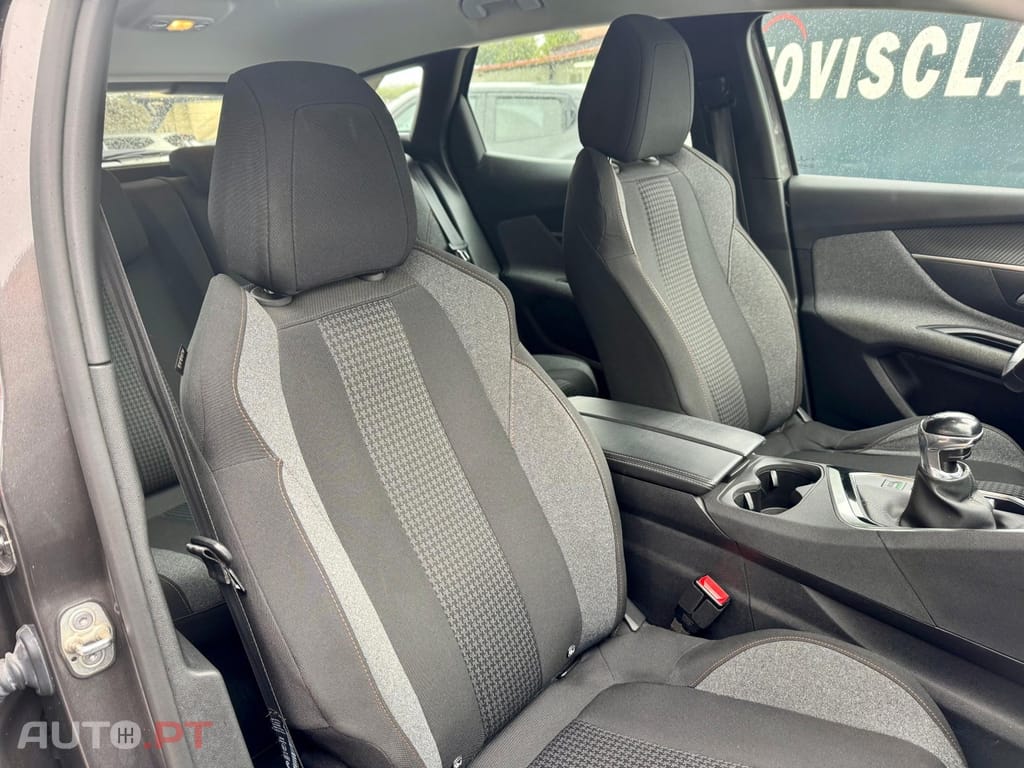 Peugeot 3008 1.5 BlueHDi Active Pack