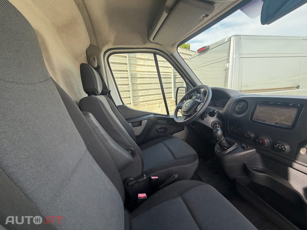 Renault Master 2.3 dCI L3H2 3LUG 3.5t