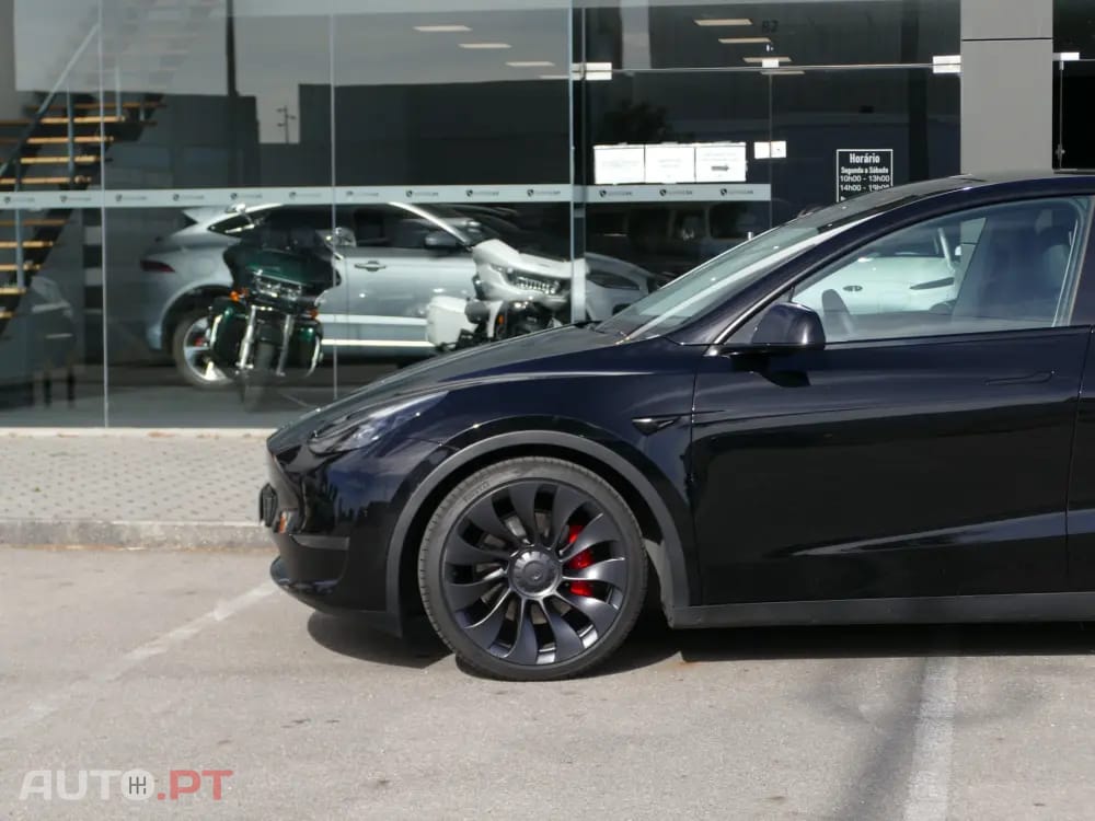 Tesla Model Y Performance Tração Integral