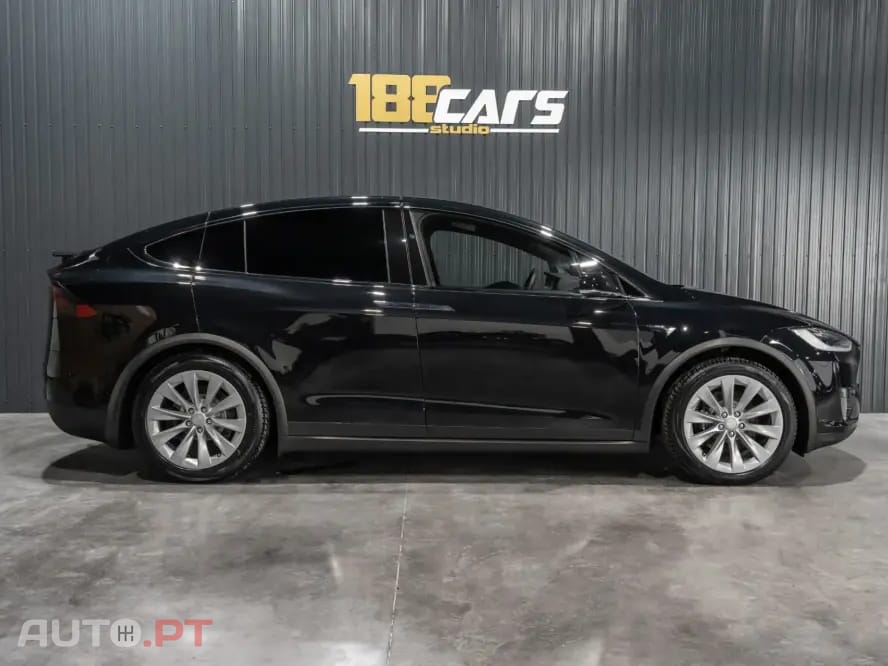 Tesla Model X 100D