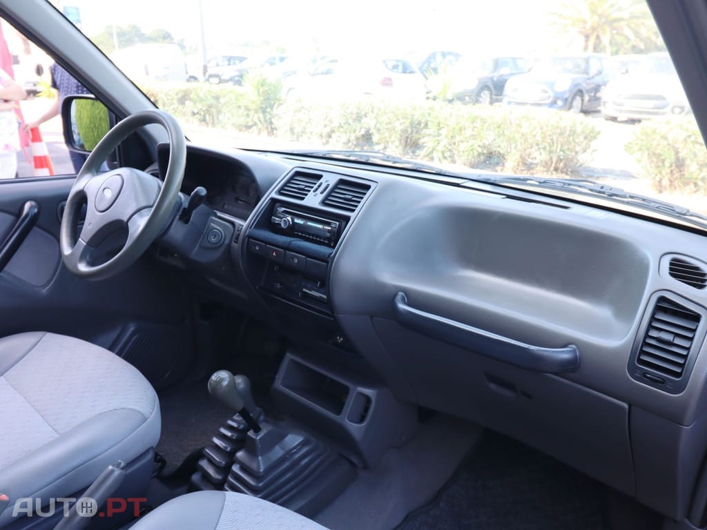 Ford Maverick 2.7 TD