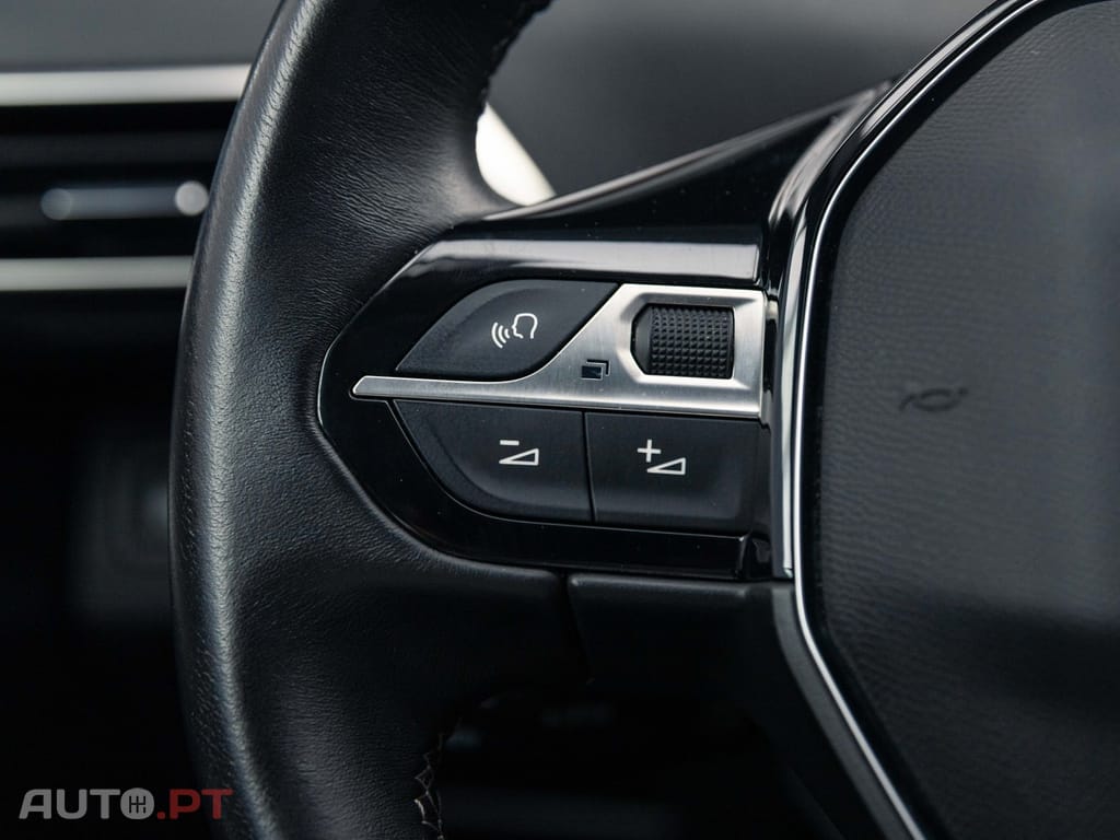 Peugeot 3008 1.2 PureTech Allure