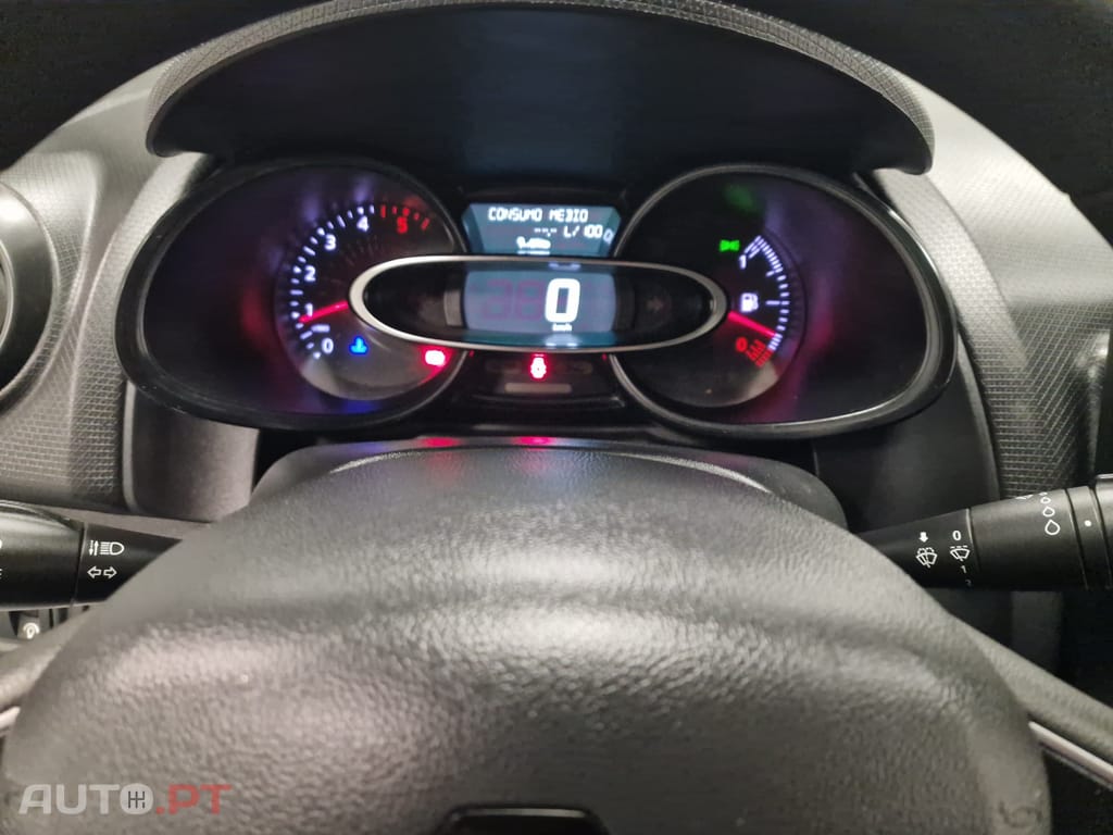 Renault Clio SOCIETE 1.5 DCI ZEN IVA DEDUTÍVEL
