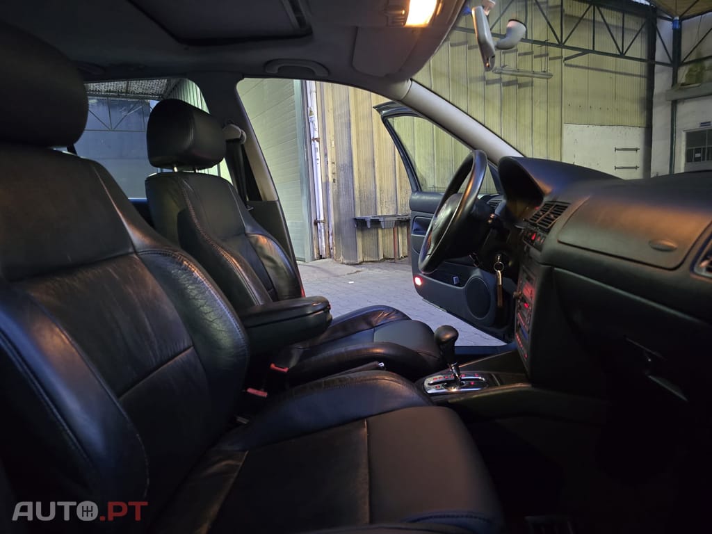 Volkswagen Golf 1,9 TDI 130 Cv's Highline Cx.Automatica