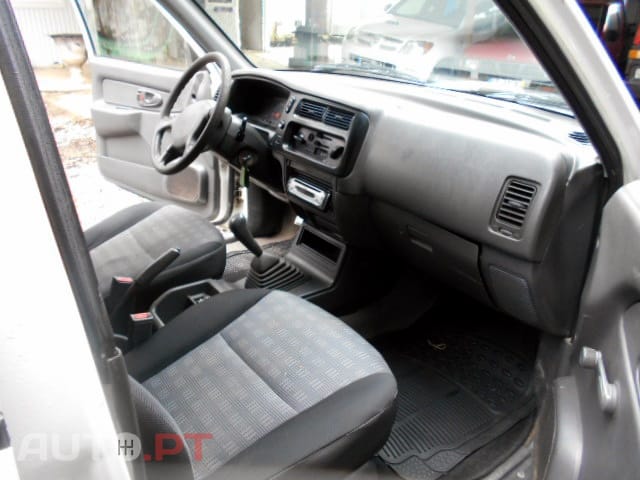 Mitsubishi L200 2.5TD 4x2