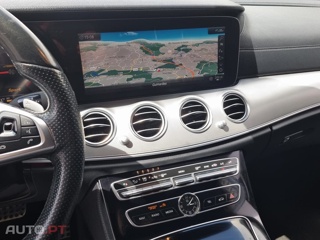 Mercedes-Benz E 220 d AMG