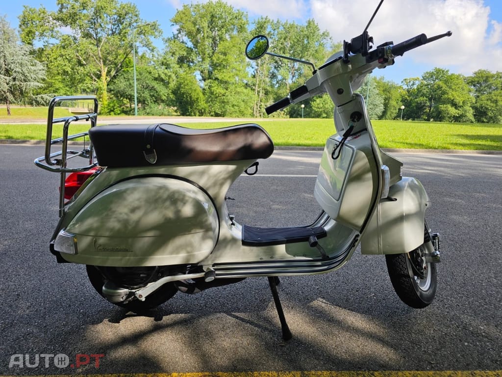 Piaggio PX 200E