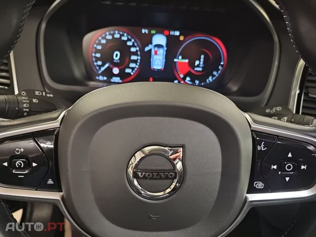 Volvo XC90 T8 AWD I.V.A DEDUTIVEL 