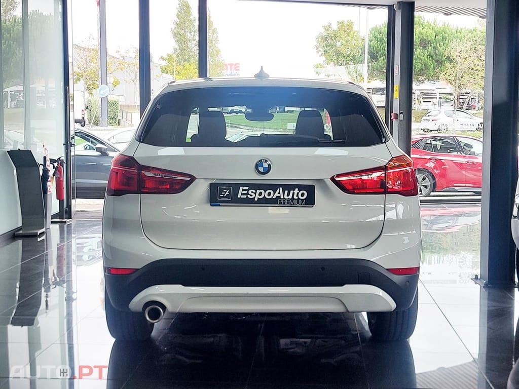 BMW X1 18 i sDrive Advantage
