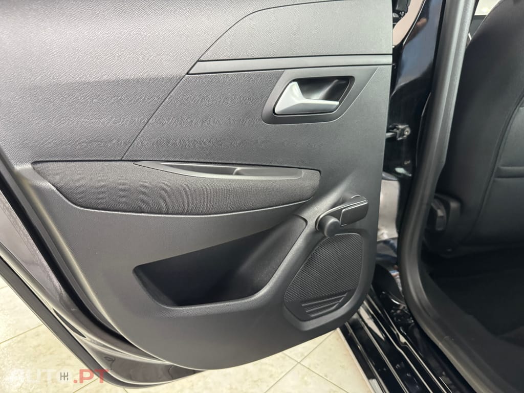 Peugeot E-208 50 kWh Active