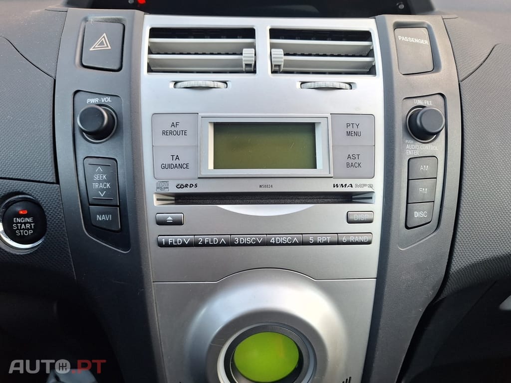 Toyota Yaris 1.0 VVT-i Sol High Pack