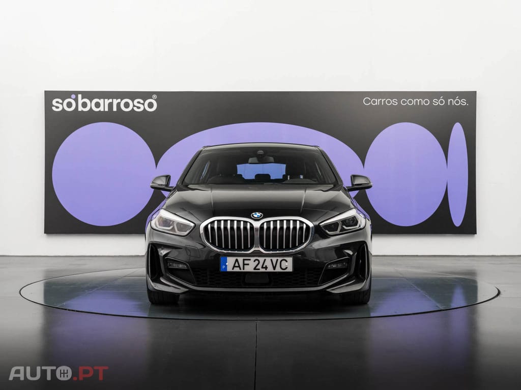 BMW 118 i Pack Desportivo M Auto