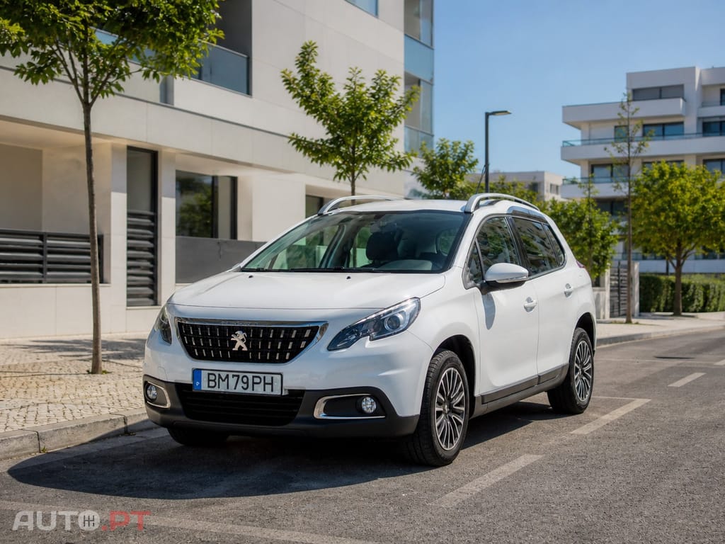 Peugeot 2008 PureTech 110 GPF Stop&Start EAT6 Signature
