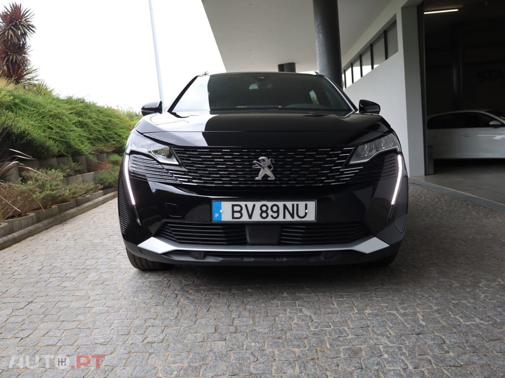 Peugeot 5008 1.2 PureTech Allure EAT8