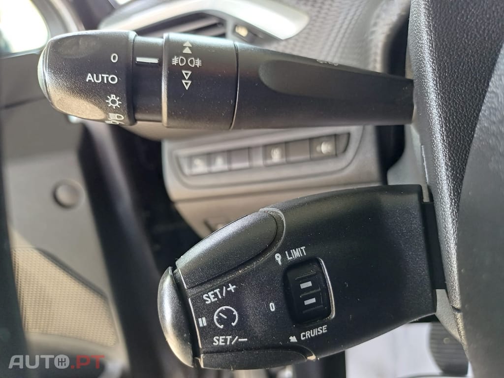 Peugeot 2008 1.4 HDi Allure