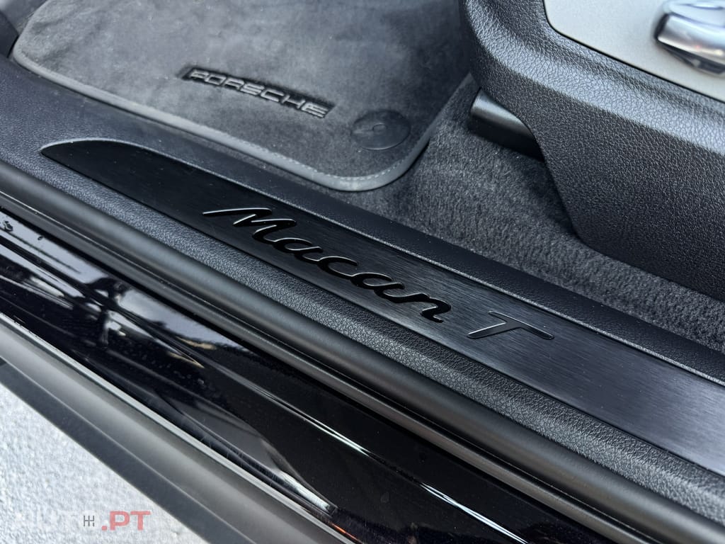 Porsche Macan T