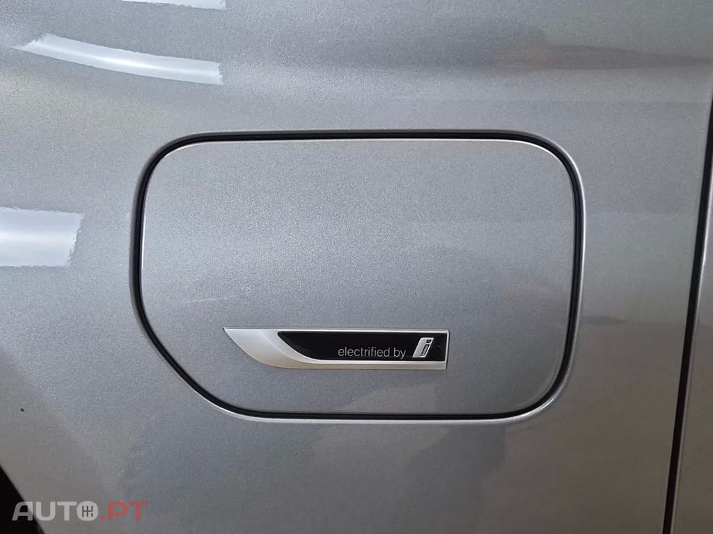 BMW 530 e Pack Desportivo M