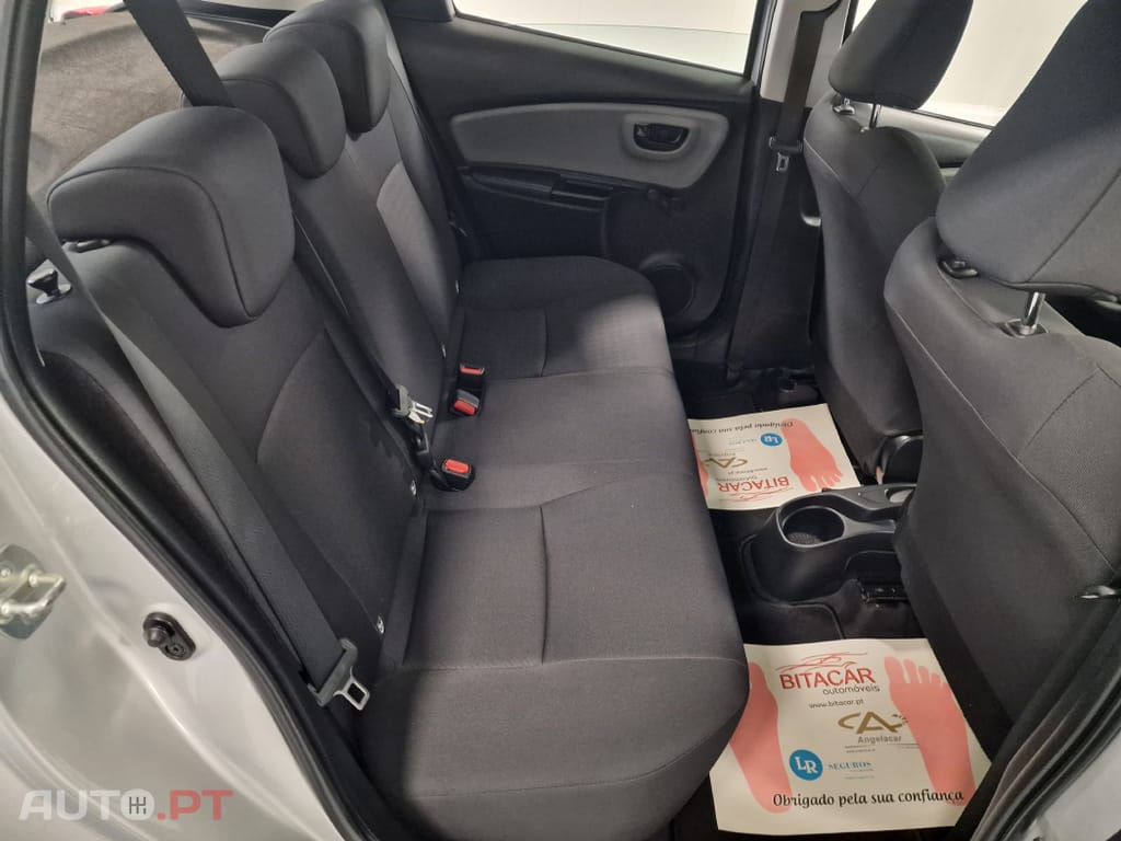Toyota Yaris 1.0 VVT-I ACTIVE