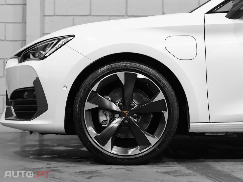 Cupra Leon 1.4 e-Hybrid VZ DSG