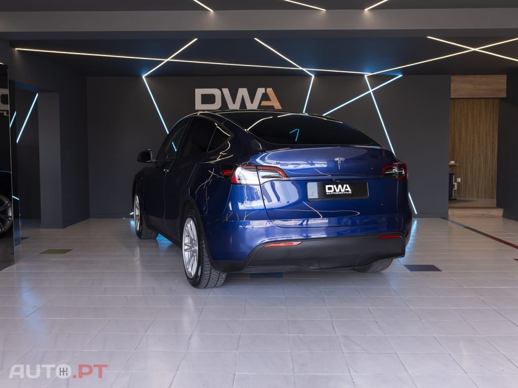 Tesla Model Y Standard