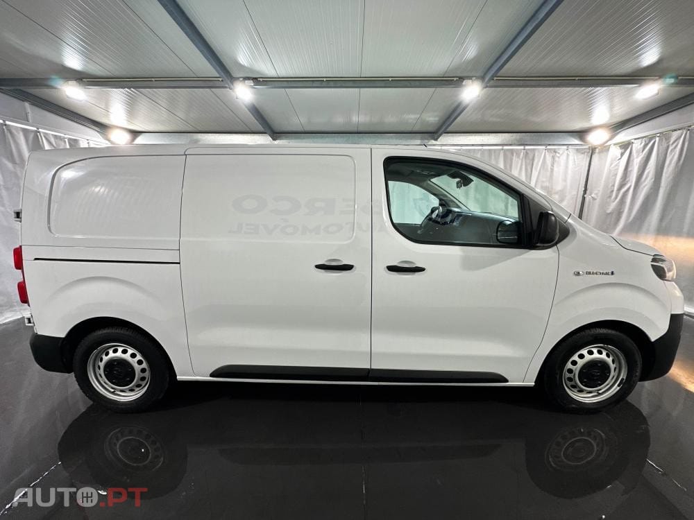 Toyota Proace Eletric 75kWh 136cv Business Line