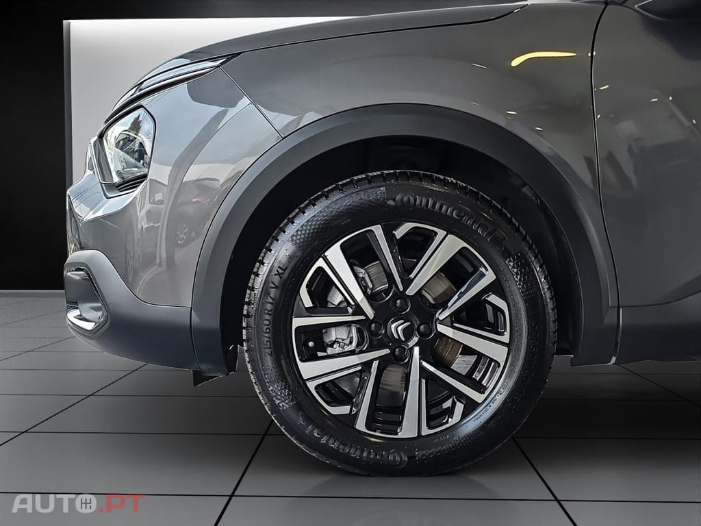 Citroen C4 BlueHDi 130 Stop&Start EAT8 SHINE