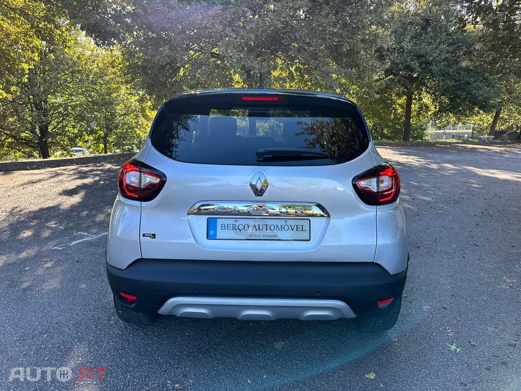 Renault Captur 1.2 TCe Initiale Paris