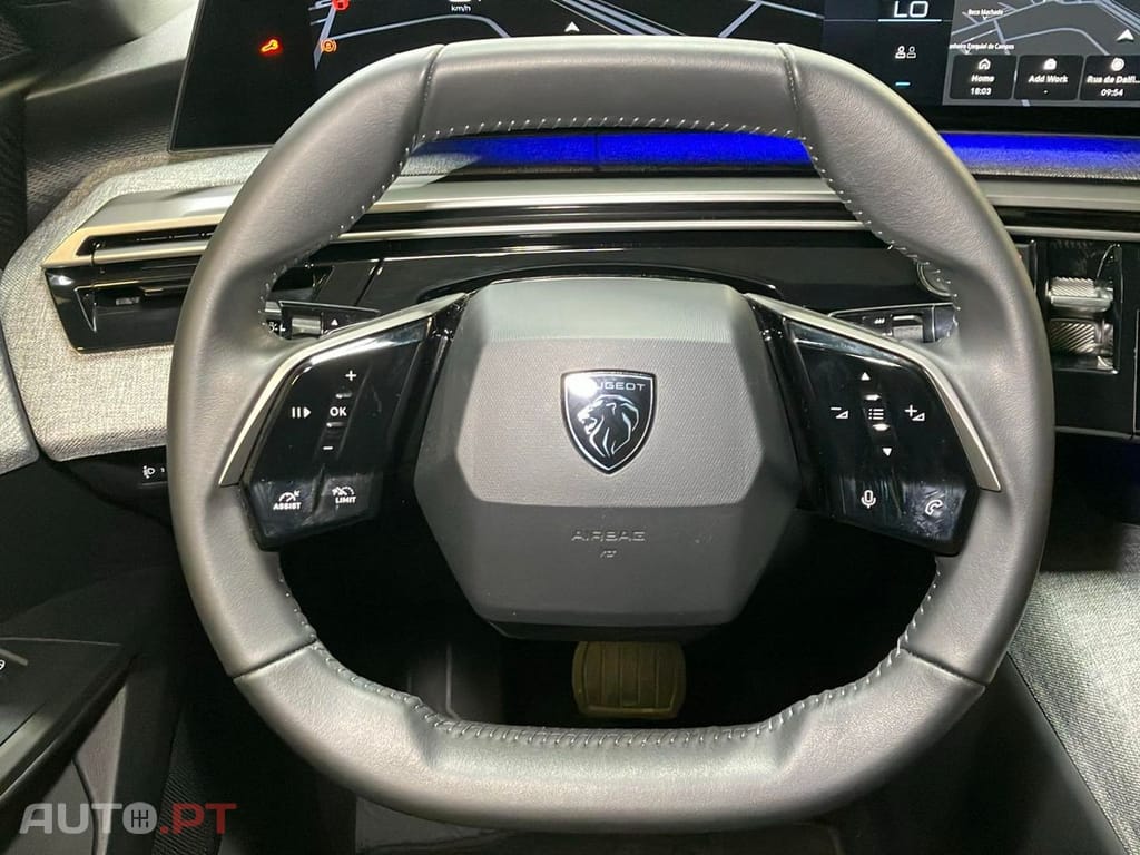Peugeot 3008 1.2 Hybrid Allure e-DCS6